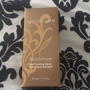 Younique Self-tanning spray